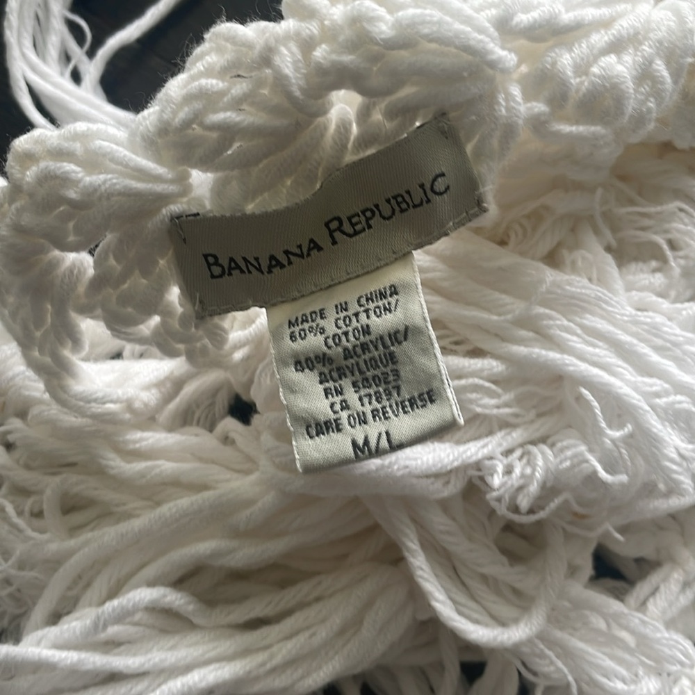 Banana Republic Crochet Fringed Scarf - Picture 3 of 4